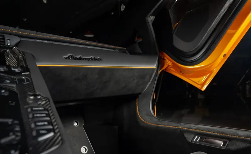 2020 Lamborghini Aventado photo 20